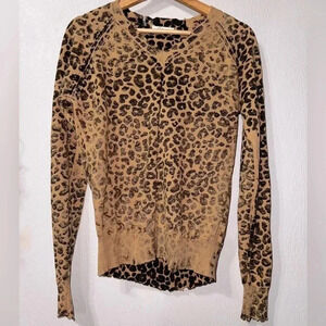 Elan Leopard Print V-Neck Sweater Size Medium